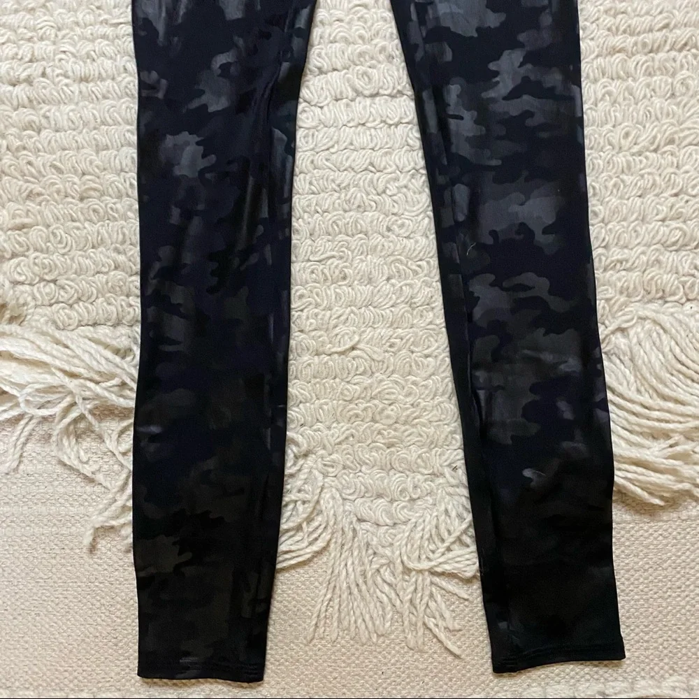 SPANX black faux leather camo leggings XS